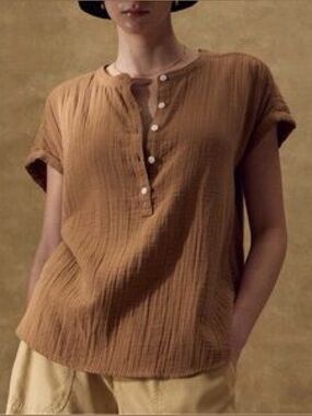 Quince Short-Sleeve Button-Front Organic Cotton Top - Brown